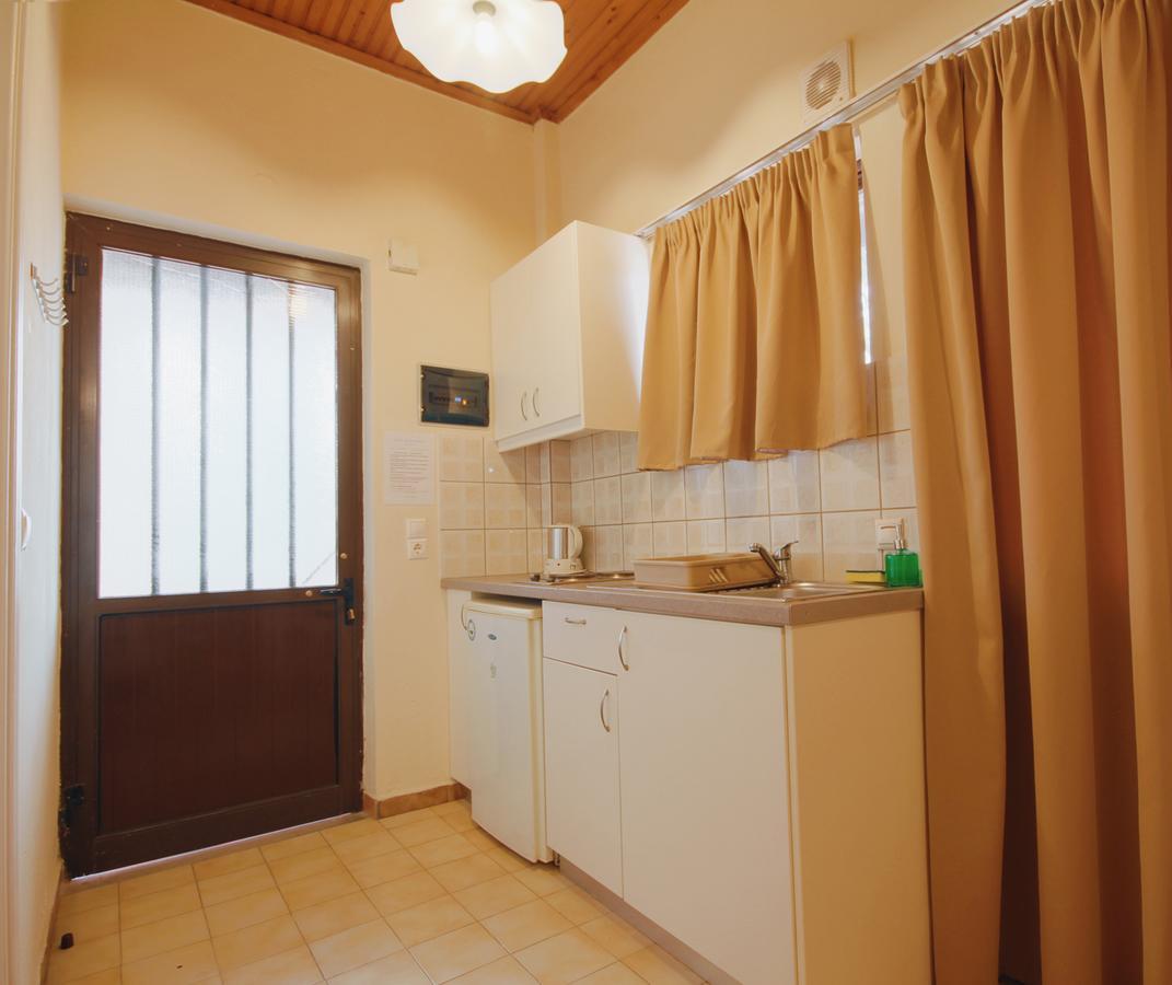 الشقق الفندقية كومينوفي  Solea المظهر الخارجي الصورة
